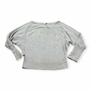 EVEREVE Women’s Heather Gray Long Sleeve Ribbed Knit Button Cuff Sweater Medium